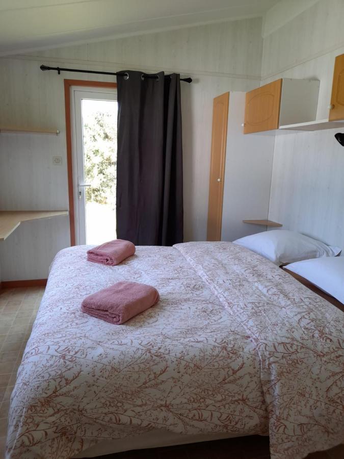 Chalet 4 Personnes Au Calme Apartment Sulniac Bagian luar foto