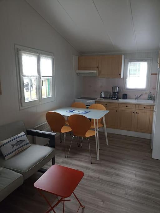 Chalet 4 Personnes Au Calme Apartment Sulniac Bagian luar foto